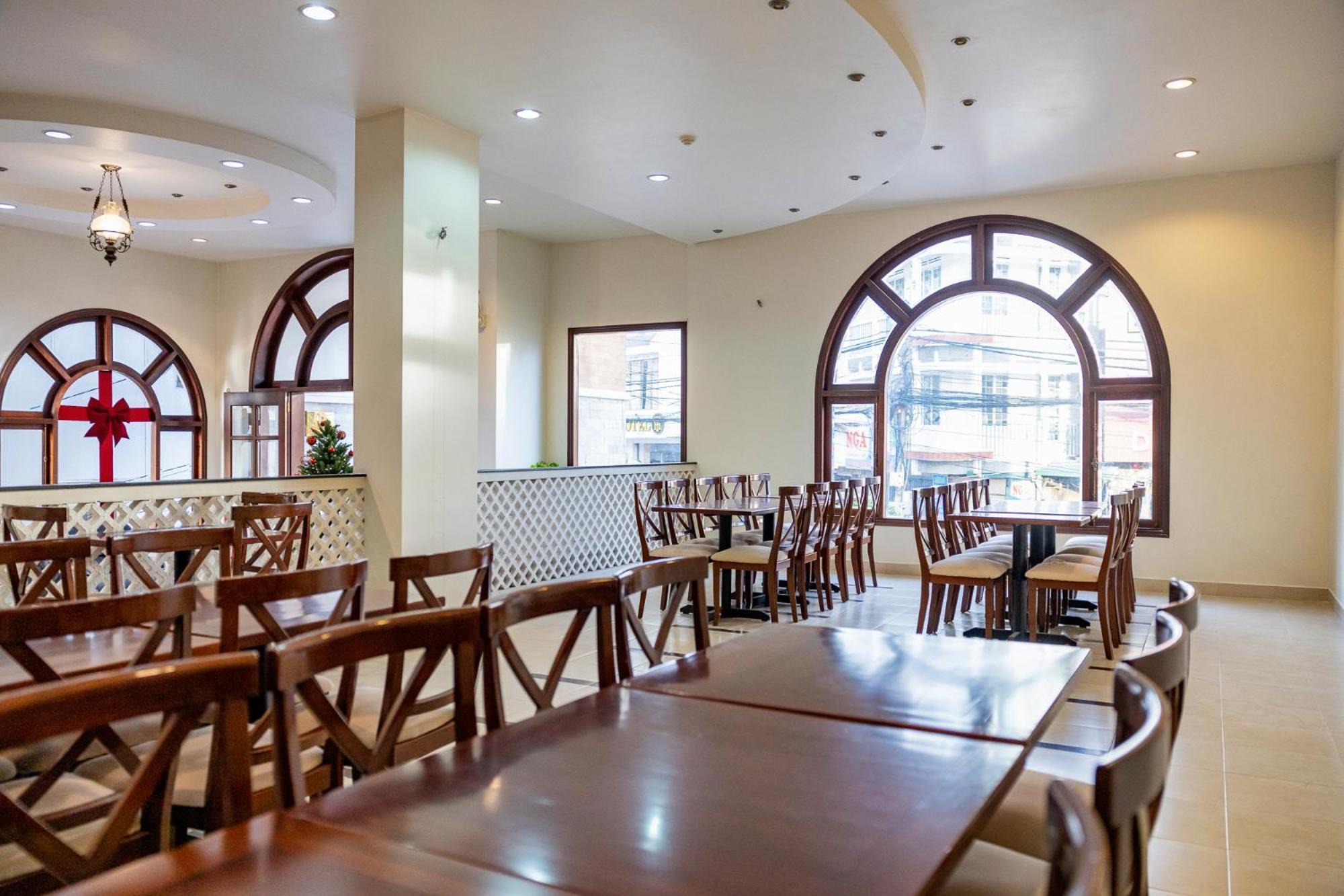 Hung Phong Hotel - Near Dalat Night Market Exterior photo