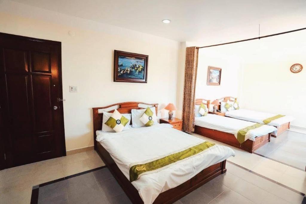 Hung Phong Hotel - Near Dalat Night Market Exterior photo